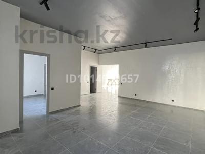 Еркін · 75 м², бағасы: 250 000 ₸ в Актау, 41-й мкр