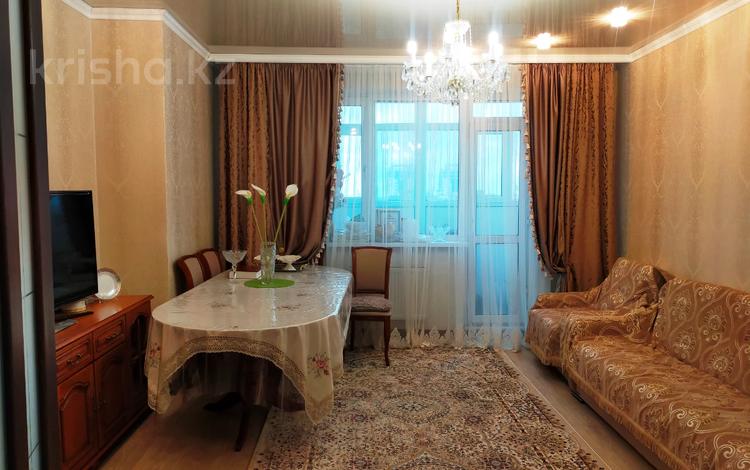 2-бөлмелі пәтер, 60 м², 11/11 қабат, мкр Юго-Восток, Сары-Арка 19 — супермаркет Корзина, бағасы: 22 млн 〒 в Караганде, Казыбек би р-н — фото 2