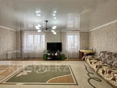 3-комнатная квартира · 94.2 м² · 5/9 этаж, Дулатова 208 за 22 млн 〒 в Семее, Красный Кордон