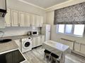 1-комнатная квартира · 60 м² · 11/15 этаж, 17-й мкр, ​17-й микрорайон 6, ЖК Грин Плаза за 14 000 ₸ в Актау — фото 7
