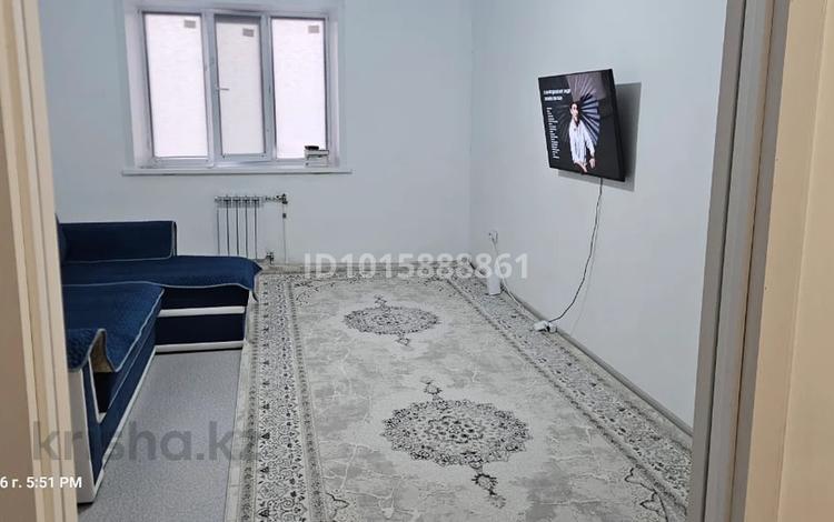 3-комнатная квартира · 80 м² · 2 этаж, Ленина 47/1 — 4 микрорайон за 150 000 ₸ в Аксу — фото 2