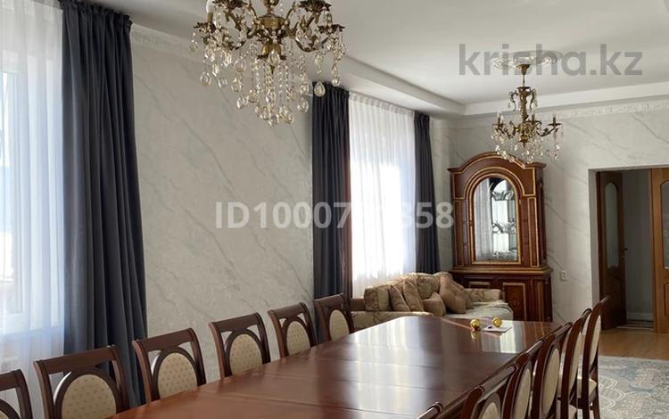 Отдельный дом · 8 комнат · 280 м² · 8 сот., Байжарасова 4 — Байжарасова-Громова за 80 млн ₸ в Каскелене — фото 2