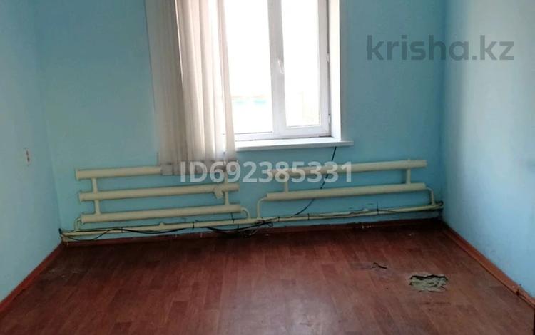 Кеңселер, қоймалар • 215 м², бағасы: 90 млн 〒 в Семее — фото 2