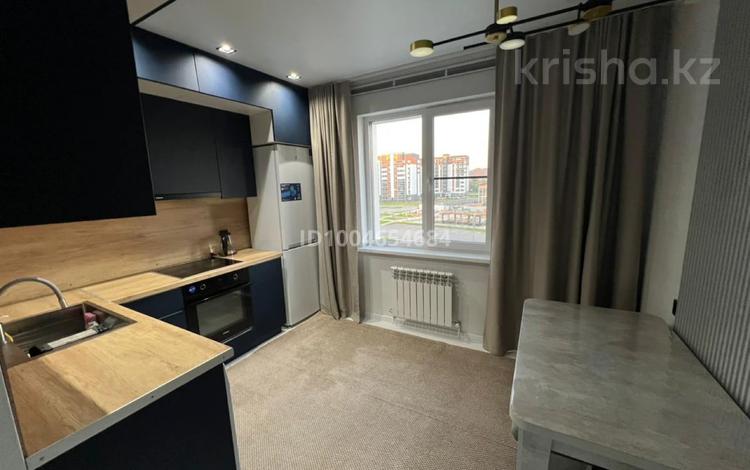 2-комнатная квартира · 69.8 м² · 4 этаж, Базовая 2/6 за 320 000 ₸ в Усть-Каменогорске — фото 2