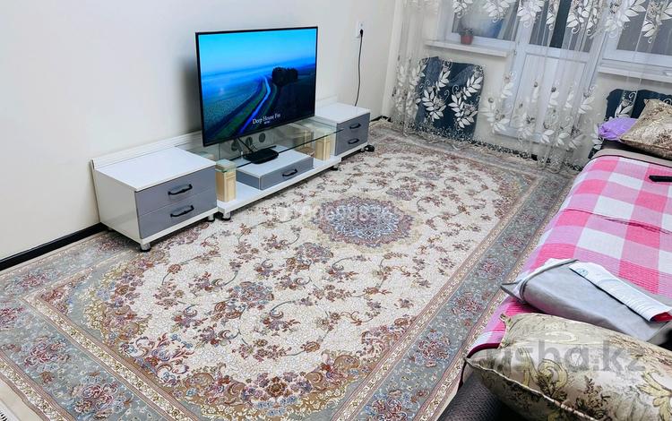 3-бөлмелі пәтер · 60 м² · 3/5 қабат, Кабанбай батыра 13, бағасы: 200 000 ₸ в Шымкенте, Аль-Фарабийский р-н — фото 12
