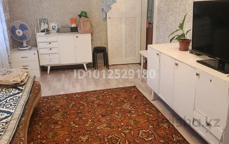 2-бөлмелі пәтер · 43.2 м² · 3/5 қабат, кутузова 6 — Торайгырова Кутузова, бағасы: 16 млн ₸ в Павлодаре — фото 2