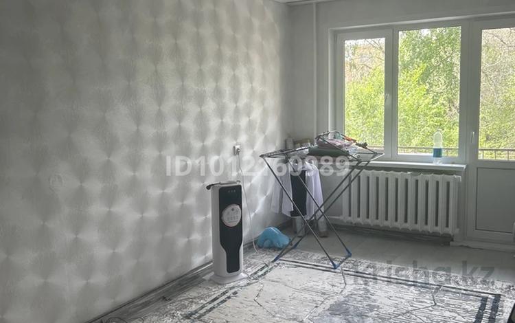 1-бөлмелі пәтер · 32 м² · 3/5 қабат, Космическая 4/1, бағасы: 15 млн ₸ в Усть-Каменогорске — фото 2