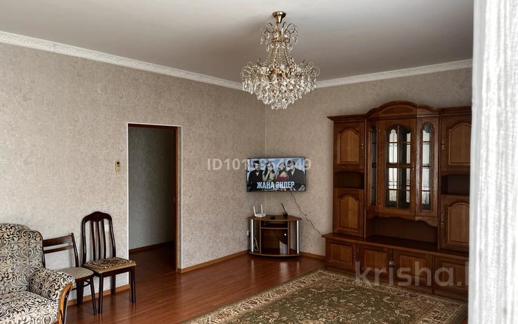 2-бөлмелі пәтер · 91 м² · 4/5 қабат, Алтын орда ш/а., Молдагулова 36Б — Капитал Плаза Гипермаркет Дина, бағасы: 230 000 ₸ в Актобе, мкр. Алтын орда — фото 2