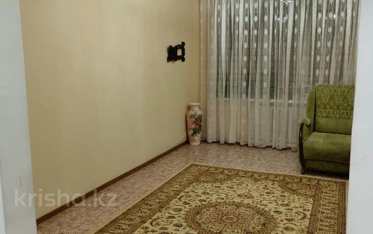 2-комнатная квартира · 62 м² · 4/5 этаж, улица Темирбека Жургенова за 15.5 млн ₸ в Актобе, мкр. Курмыш — фото 2