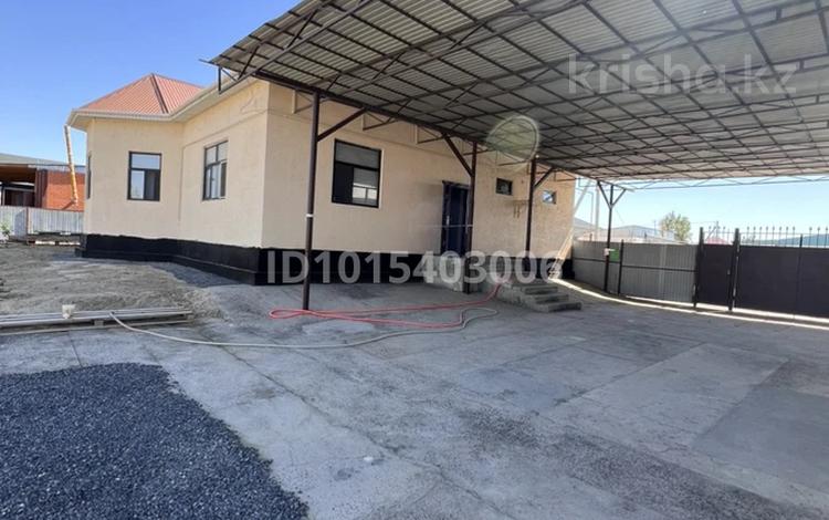 Отдельный дом · 4 комнаты · 200 м² · 7.5 сот., Тұран 1 — Жас Алаш за 39 млн ₸ в  — фото 2