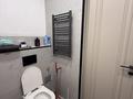 2-бөлмелі пәтер · 76.1 м² · 6/9 қабат, 16-й микрорайон, Байтерекова 2б — Пересечение Байтерека рыскулова, бағасы: 53 млн ₸ в Шымкенте, Аль-Фарабийский р-н — фото 14