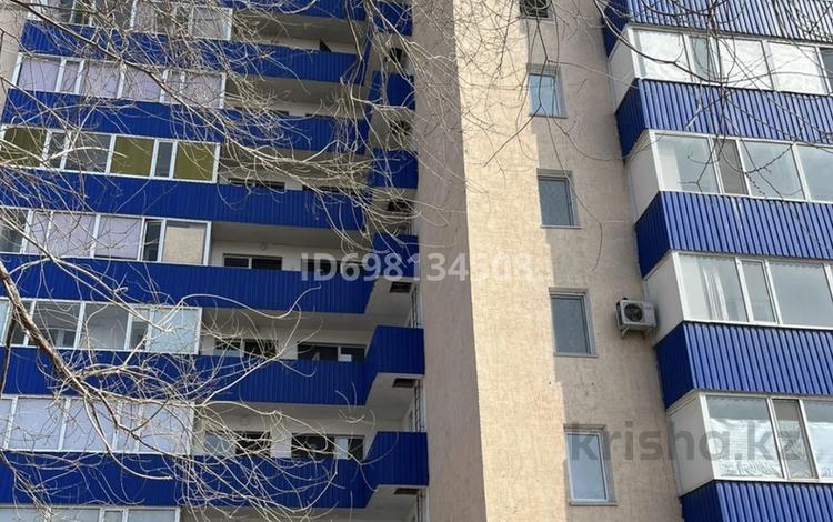 3-бөлмелі пәтер · 69.7 м² · 1/11 қабат, 15 микрорайон 22 — Семей Коркем, бағасы: 35 млн ₸ — фото 9