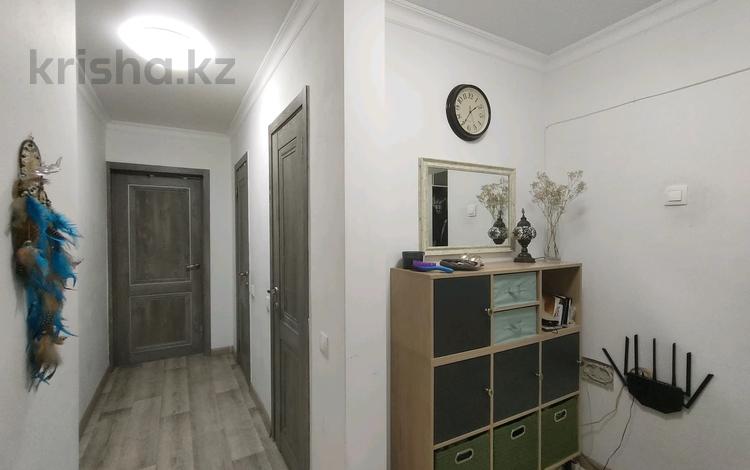 3-комнатная квартира, 65 м², 1/3 этаж, мкр Таугуль, Мкр Таугуль, Жандосова 6 — Ыкылас за 45 млн 〒 в Алматы, Ауэзовский р-н — фото 2