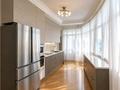 3-комнатная квартира · 170 м² · 7/17 этаж, мкр Самал-3, Аль-Фараби 25 за 930 000 ₸ в Алматы, Медеуский р-н — фото 3