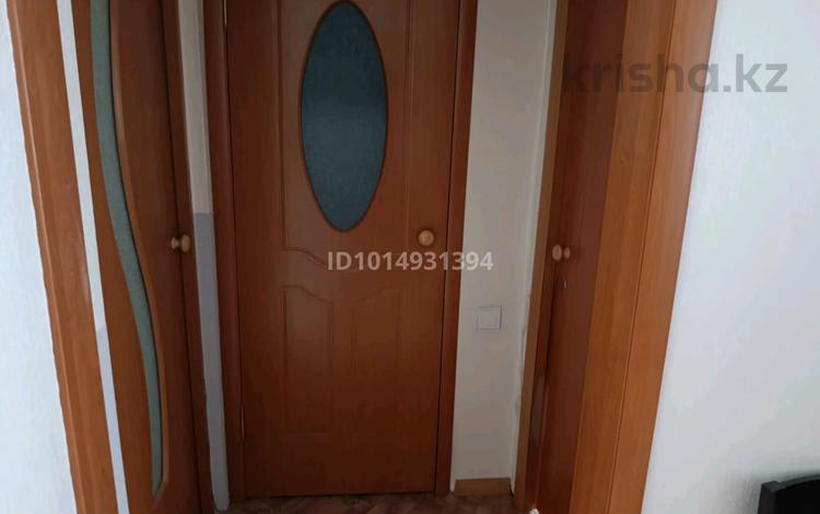 3-бөлмелі пәтер · 60 м² · 3/4 қабат, Мкр 1 26, бағасы: 28 млн ₸ в Конаеве — фото 2