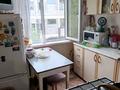 3-бөлмелі пәтер · 60 м² · 3/4 қабат, Мкр 1 26, бағасы: 28 млн ₸ в Конаеве — фото 6