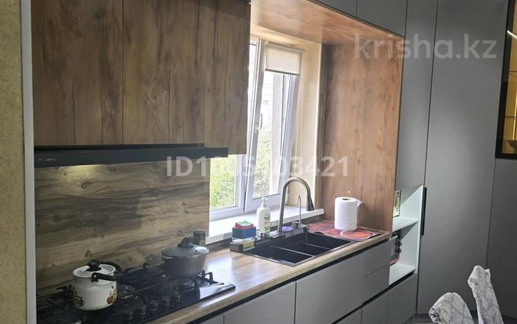 Отдельный дом · 5 комнат · 160 м², 191 636 — Возле магазина Каршыга за 170 000 〒 в Кульсары — фото 2