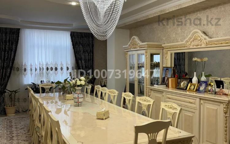 6-бөлмелі пәтер · 240 м² · 6/9 қабат, 17-й мкр 46, бағасы: 95 млн ₸ в Актау — фото 4