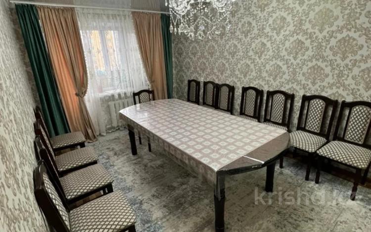 3-комнатная квартира · 64.2 м² · 5/5 этаж, ул. Абая за 11.9 млн ₸ в Темиртау — фото 2