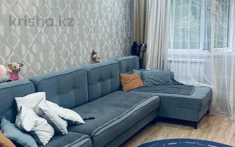 4-комнатная квартира · 76 м² · 2/5 этаж, мкр Юго-Восток, Дюсембекова за 29 млн ₸ в Караганде, Казыбек би р-н — фото 2