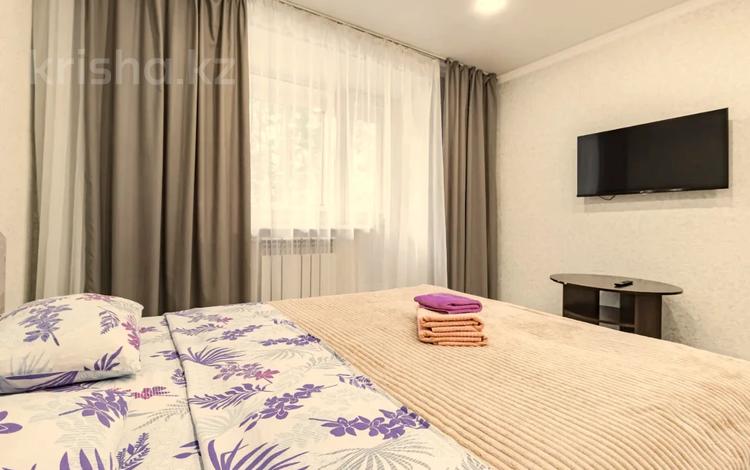 1-комнатная квартира · 40 м² · 2/9 этаж, Ул.Богенбай улы 40 — Океан за 15 000 〒 в Семее — фото 3