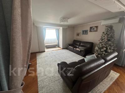 Продажа квартир в Абай обл.: 3-комнатная квартира · 143.7 м² · 10/10 этаж, Ибраева 145 за 65 млн 〒 3-комнатная квартира · 143.7 м² · 10/10 этаж, Ибраева 145 за 65 млн 〒 в Семее
