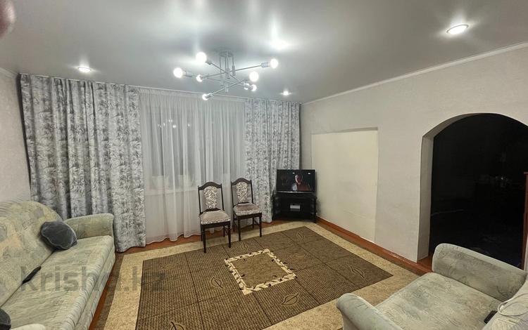 Отдельный дом · 4 комнаты · 60 м² · 7 сот., Степная 1а за 15 млн 〒 в Семее — фото 2