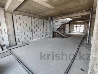 6-комнатная квартира · 336 м² · 2/3 этаж, Керей-Жанибек хандар — Оспанова за 255 млн ₸ в Алматы, Медеуский р-н