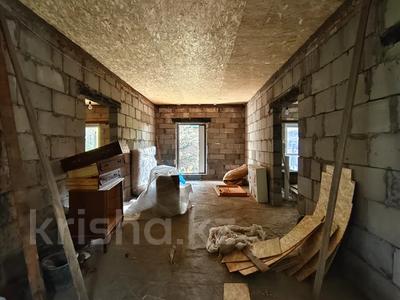 Жеке үй · 6 бөлме · 350 м² · 8 жүзд., Акбаян 8, бағасы: 175 млн ₸ в Астане, Нура р-н