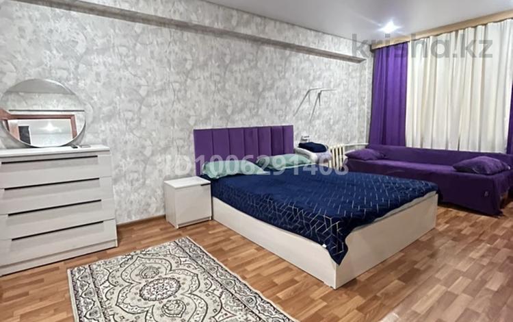 1-комнатная квартира · 34 м² · 1/5 этаж, шакарима 93 за 11.9 млн ₸ в Усть-Каменогорске, Ульбинский — фото 2
