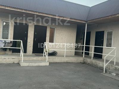 2-бөлмелі пәтер · 30 м² · 1/1 қабат, Жібек жолы 21/1 — АРУЖАН ХОЛЛДЫҢ АРТЫНДА, бағасы: 100 000 ₸ в Бельбулаке (Мичурино)