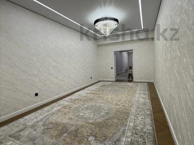 4-комнатная квартира · 165 м² · 7/10 этаж, 18 4 за 68 млн ₸ в Актау, 18-й мкр 