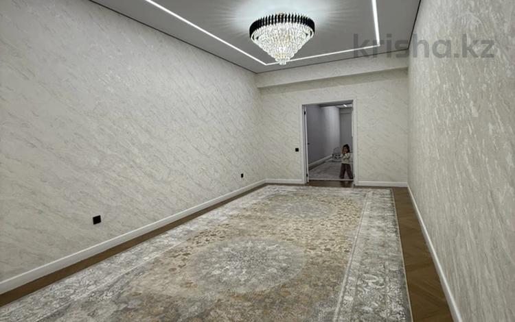4-комнатная квартира · 165 м² · 7/10 этаж, 18 4 за 68 млн ₸ в Актау, 18-й мкр  — фото 2