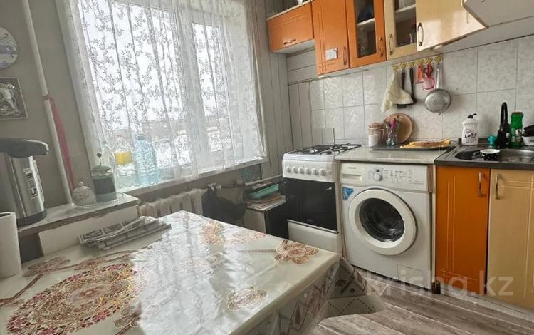 2-бөлмелі пәтер · 44 м² · 4/5 қабат, Майкудук, 15й микрорайон 3, бағасы: 8.5 млн ₸ в Караганде, Алихана Бокейханова р-н — фото 6