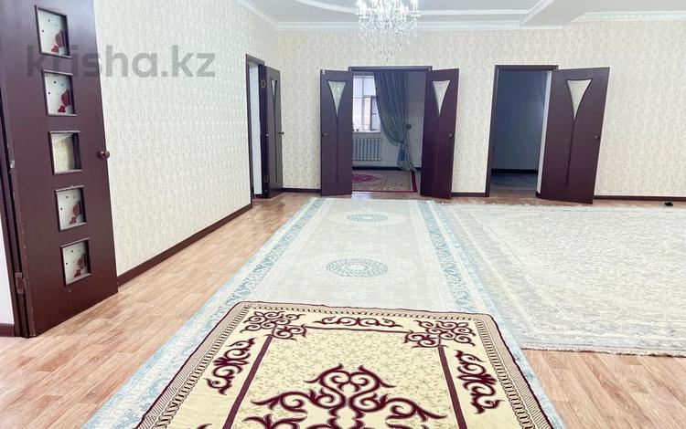 Отдельный дом · 4 комнаты · 160 м² · 10 сот., 61 за 23.5 млн 〒 в Жанаозен — фото 2