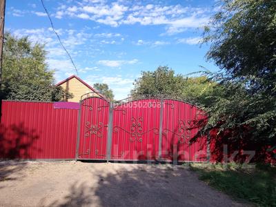 Отдельный дом · 4 комнаты · 73 м² · 10 сот., Пришахтинск за 10.2 млн 〒 в Караганде, Алихана Бокейханова р-н