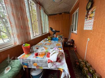 5-бөлмелі пәтер · 90 м² · 1/5 қабат, Жастар 11, бағасы: 29.3 млн ₸ в Талдыкоргане, мкр Жастар