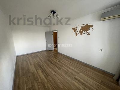 2-бөлмелі пәтер · 52 м² · 8/9 қабат, Қонаев ш/а. 16, бағасы: 22.5 млн ₸ в Уральске, мкр Кунаева