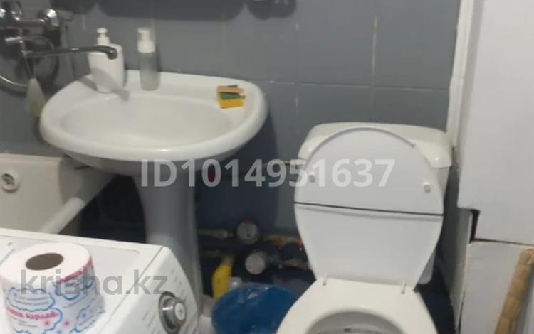 1-комнатная квартира · 38 м² · 3/5 этаж, мкр Айнабулак-2 79 за 180 000 ₸ в Алматы, Жетысуский р-н — фото 2