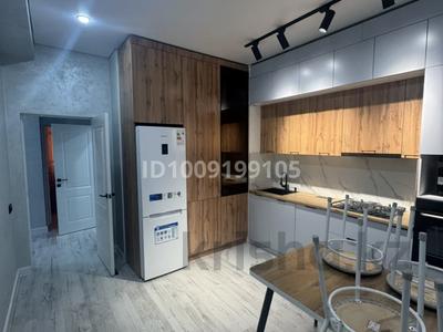 2-бөлмелі пәтер · 72 м² · 4/5 қабат, Самал ш/а., Әбіш Кекілбайұлы 60А, бағасы: 250 000 ₸ в Атырау, мкр Самал