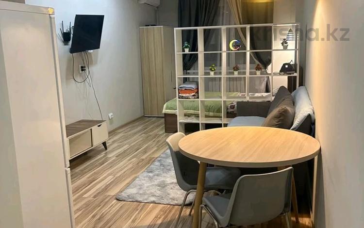 1-бөлмелі пәтер · 36 м² · 10/12 қабат, Шевченко 85 — Сейфуллина, бағасы: 14 000 〒 в Алматы, Алмалинский р-н — фото 12