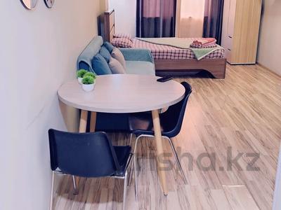 1-комнатная квартира · 36 м² · 10/12 этаж, Шевченко 85 — Сейфуллина за 15 000 〒 в Алматы, Алмалинский р-н