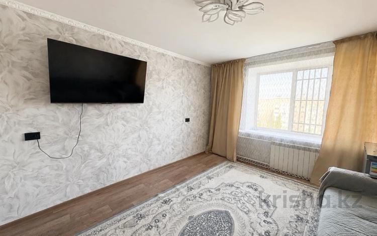 3-комнатная квартира · 63.2 м² · 10/10 этаж, проспект Нурсултана Назарбаева 204 за 27 млн ₸ в Павлодаре — фото 2