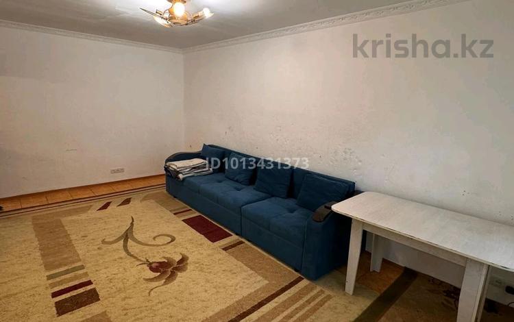 3-комнатная квартира · 63 м² · 1/4 этаж, мкр Коктем-1 за 350 000 ₸ в Алматы, Бостандыкский р-н — фото 2