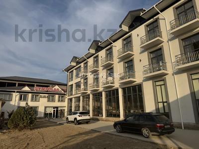 Бани, гостиницы и зоны отдыха, медцентры и аптеки, развлечения · 1900 м² за 750 млн 〒 в Сарыагаш