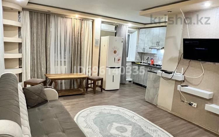 2-комнатная квартира · 40 м² · 1/3 этаж, Байзак батыра 223 — Комратова за 10 000 〒 в Таразе — фото 13