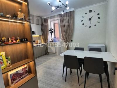 2-бөлмелі пәтер · 61.5 м² · 8/13 қабат, Тауелсиздик, бағасы: 35 млн ₸ в Астане, Алматы р-н