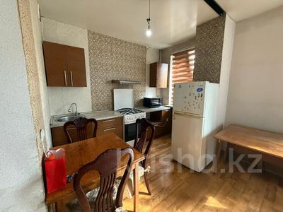 Продажа квартир в Алматы: 1-комнатная квартира · 38 м² · 1/6 этаж, мкр Кокжиек за 19.5 млн 〒 1-комнатная квартира · 38 м² · 1/6 этаж, мкр Кокжиек за 19.5 млн 〒 в Алматы, Жетысуский р-н