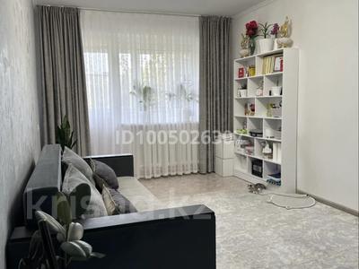 2-комнатная квартира · 44 м² · 2/5 этаж, Пришахтинск, 22й микрорайон 4 за 14 млн 〒 в Караганде, Алихана Бокейханова р-н