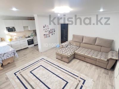4-комнатная квартира · 82.2 м² · 3/12 этаж, 15 микрорайон 18 за 35 млн ₸ в Семее, Красный Кордон